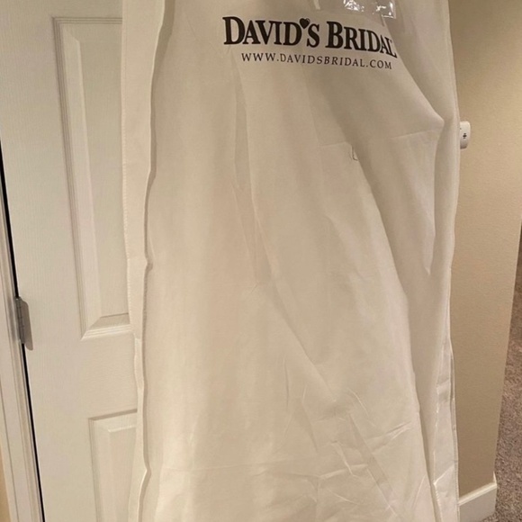 Galina Lace Wedding Gown with Pockets - Picture 6 of 14